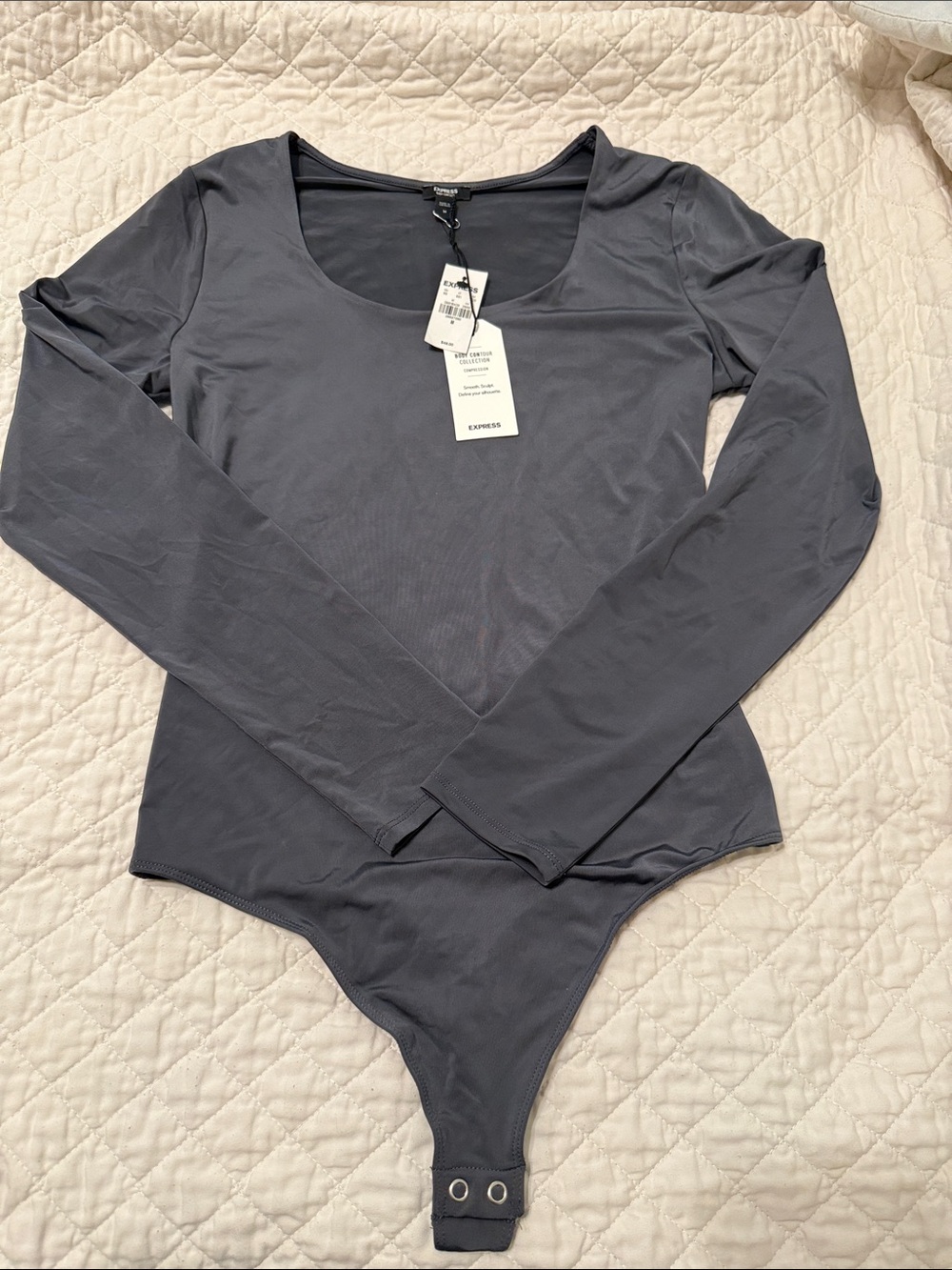 Express Long Sleeve Scoop Neck Bodysuit - Charcoal Gray